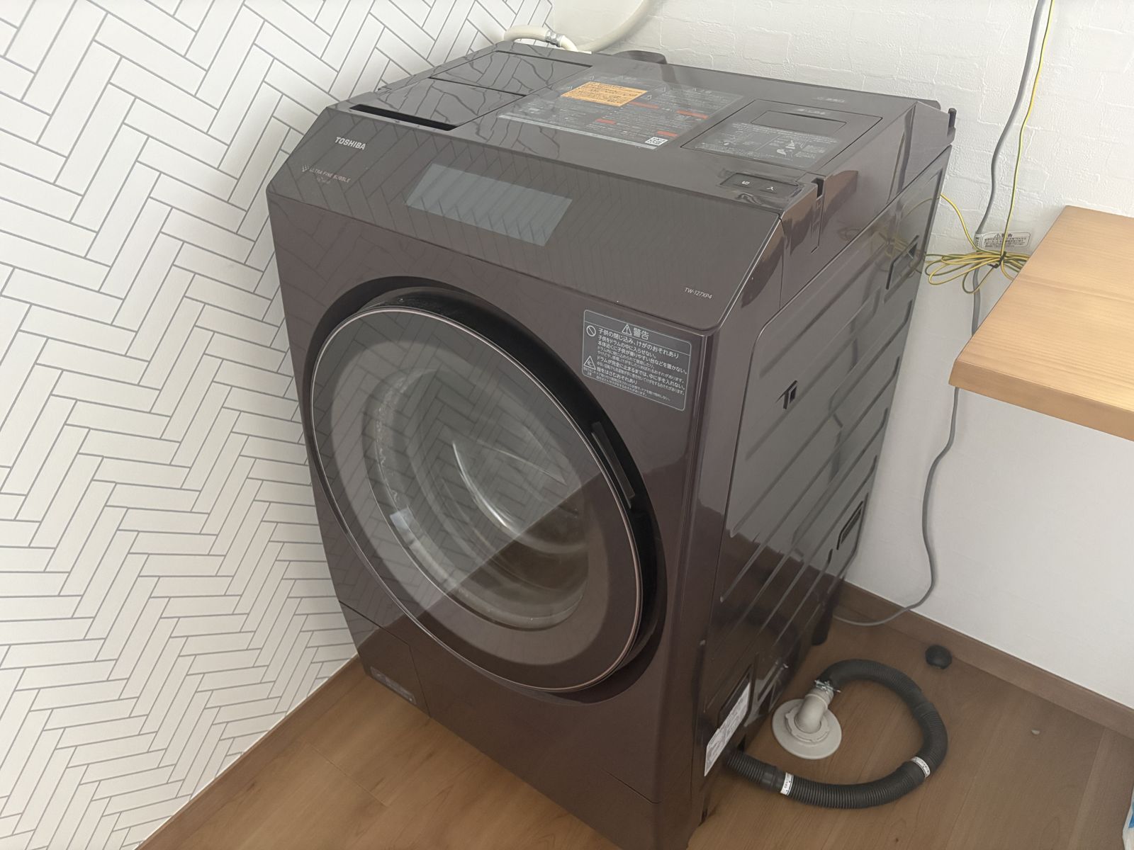 我が家のドラム式洗濯機（東芝 TW-127XP4L、ボルドーブラウン）